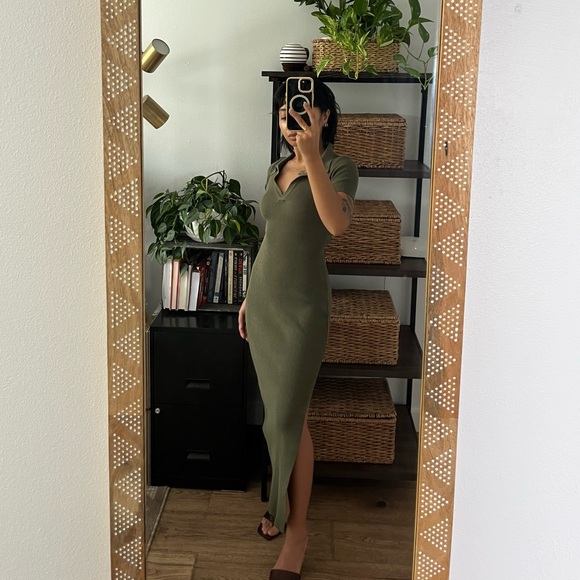 Isalis Green Ribbed Maxi Dress - Picture 1 of 3